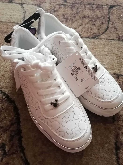 Кроссовки Primark 38р