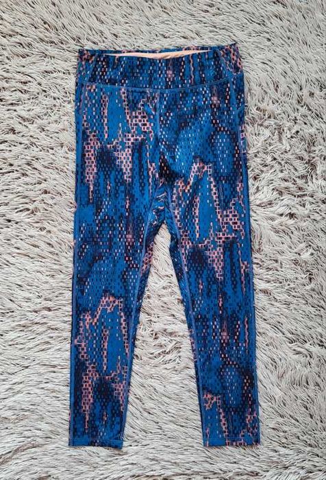 Niebieskie legginsy sportowe fitness