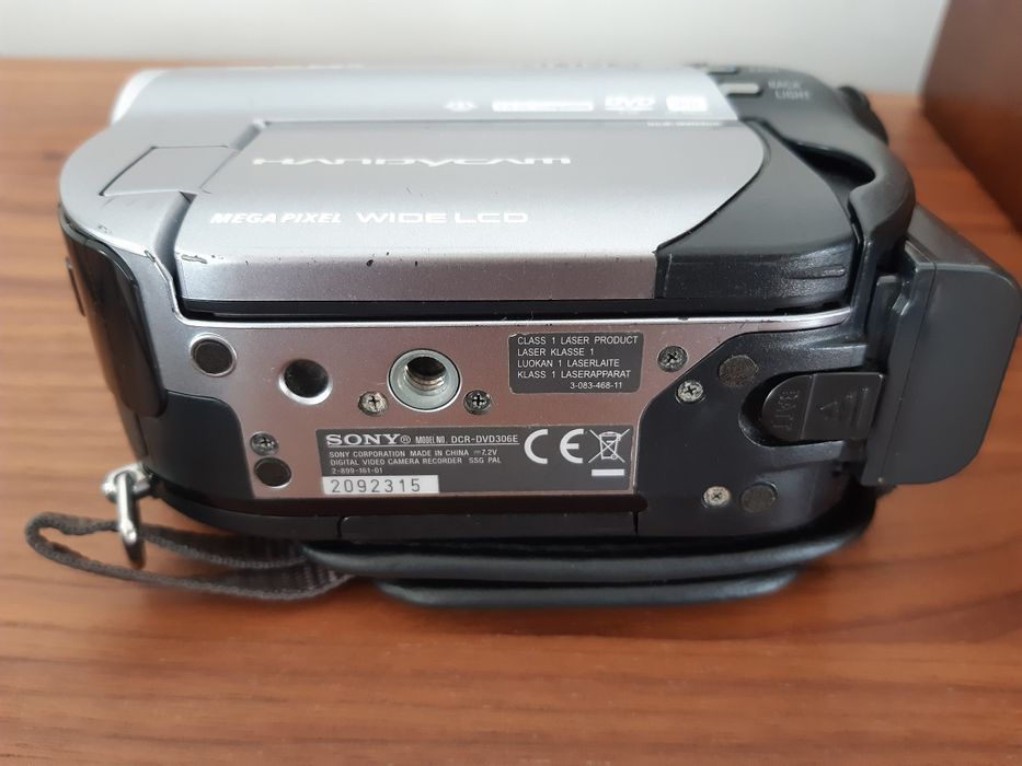 Camara de filmar da Sony DCR-DVD306 Handycam