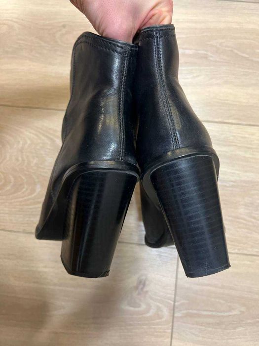 buty na obcasie Zara