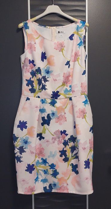 Sukienka Vubu L/175 pudrowy róż NOWA