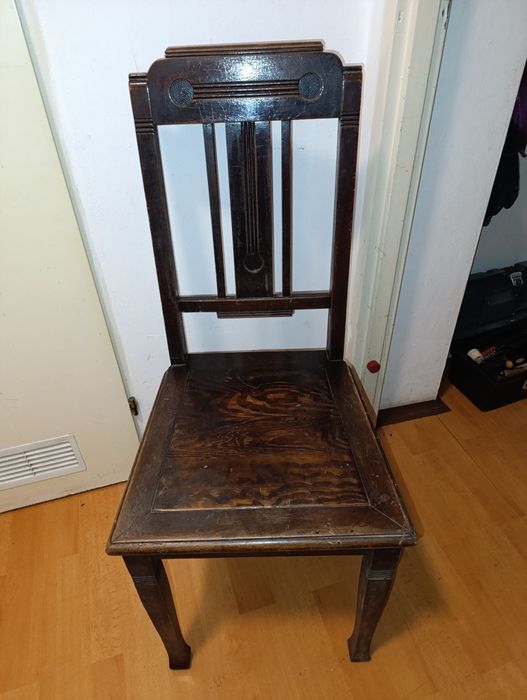 Krzesło Drewniane zabytkowe