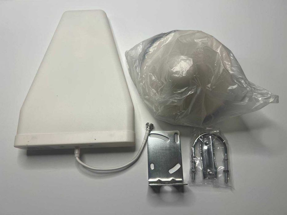 GSM DCS 3G 4G репитер, усилитель связи 900МГц 1800МГц WCDMA 2100 МГц