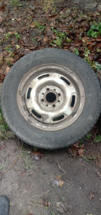 Продам чотири диски