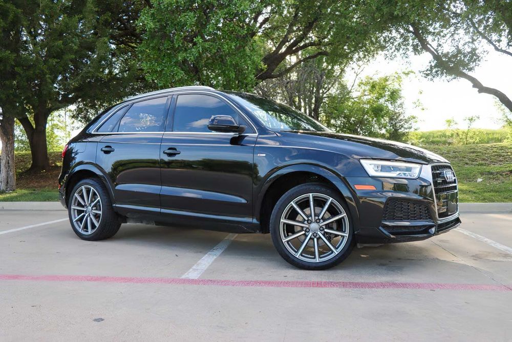 Audi Q3      2018