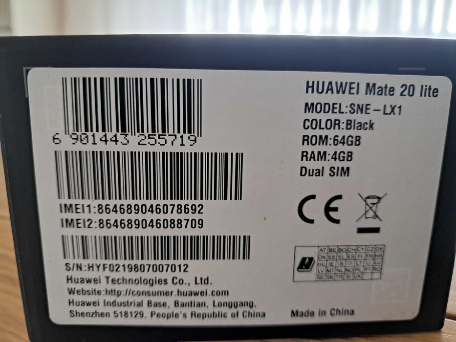 Telemóvel Huawei Mate 20 lite