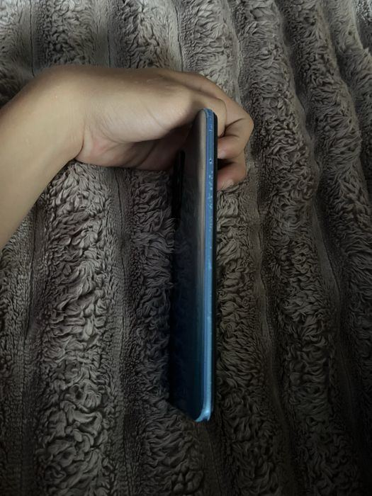 Телефон Redmi 10