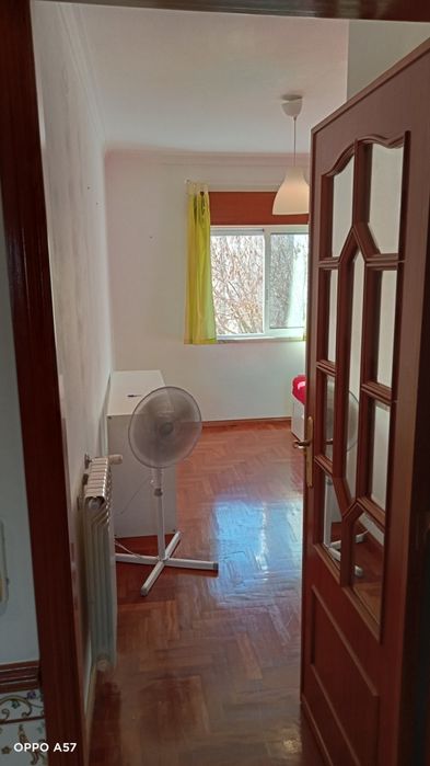 Arrendo Quarto em Arcena, disponível para Abril