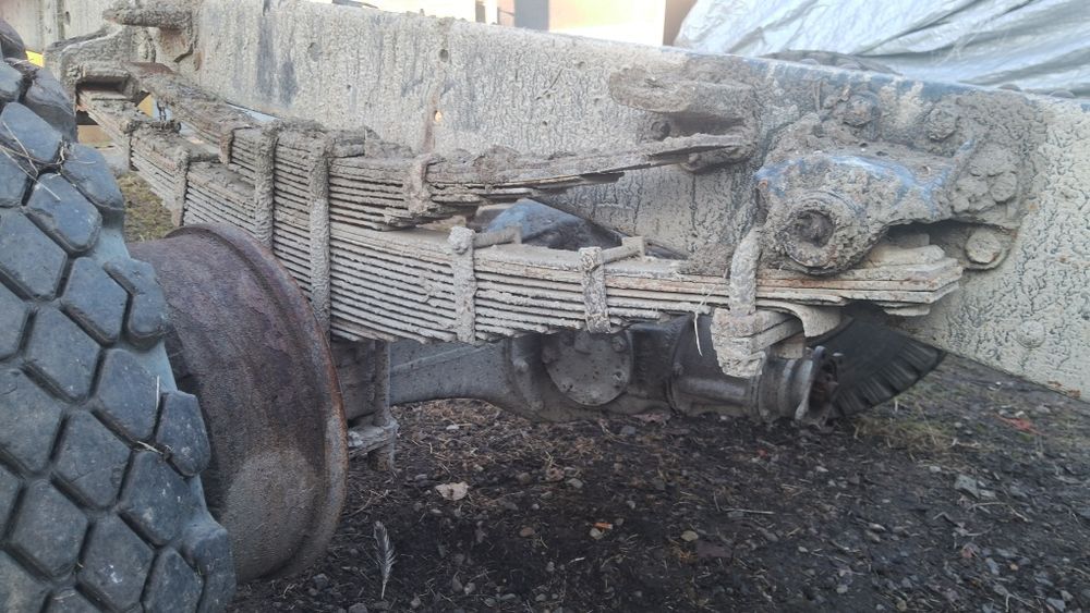 Продам задній міст зіл 130