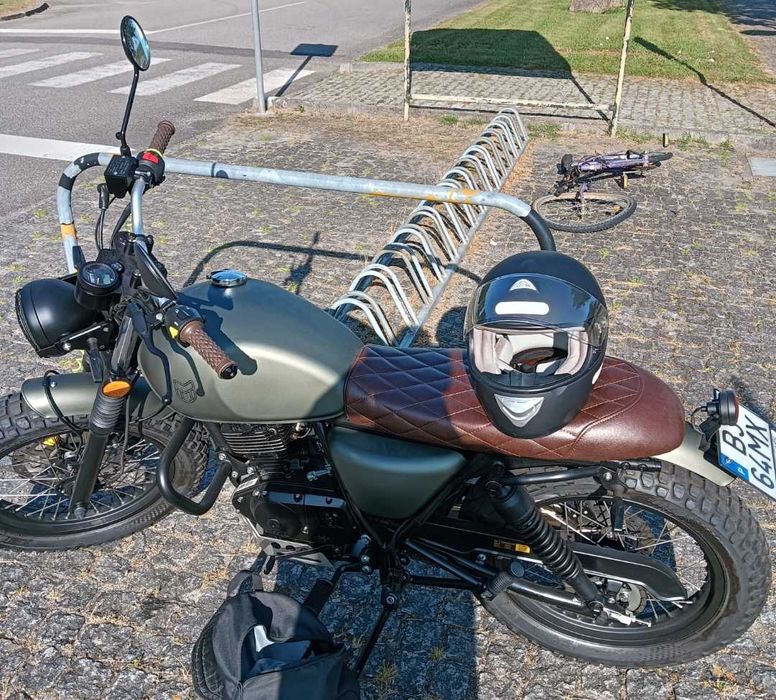 Mutt Hilts 125 como nova