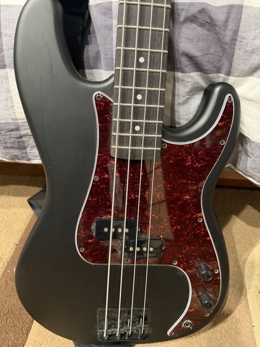 Harley Benton PB-20 SBK бас-гітара + ремінь у подарунок