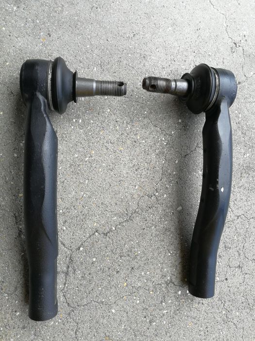 Ponteiras direção originais Toyota Yaris (como novas, portes grátis)