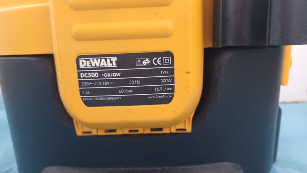 Пилосос  акумуляторно - мережевий  Dewalt DC500