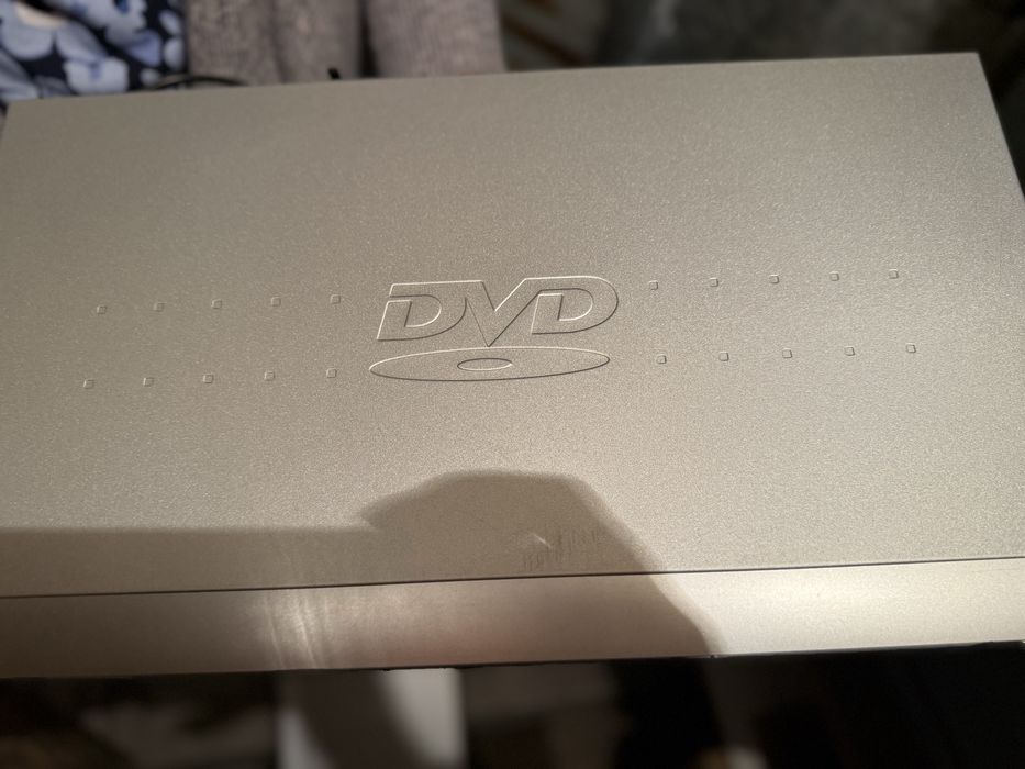 Odtwarzacz DVD marki LG DVD5183
