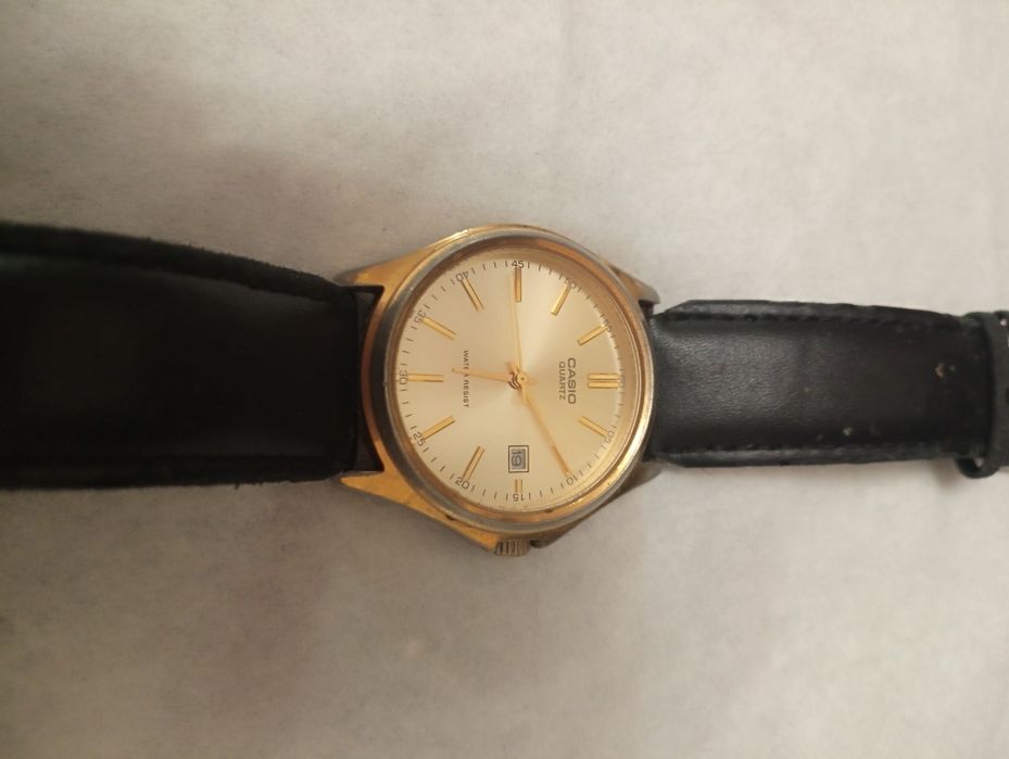 Кварцевые часы casio, японский механизм