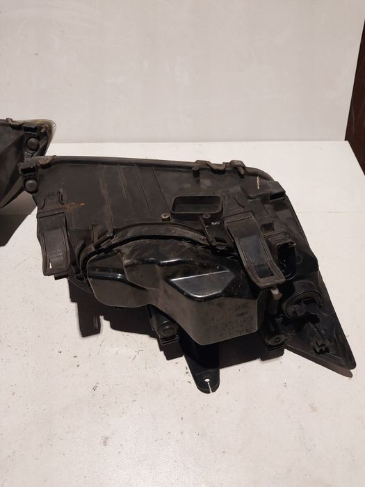 Ford focus MK2 mkII mk 2 II lampa przednia reflektor prawa lewa  prawy