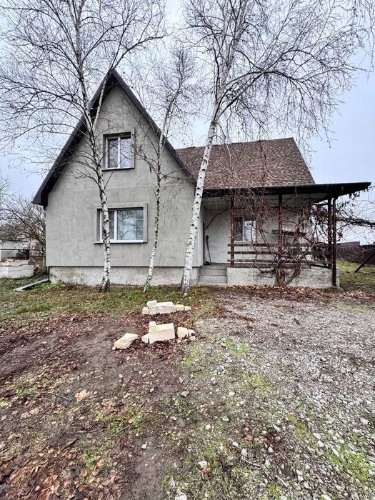 Продається автономний  двохповерховий будинок с. Пісчанка