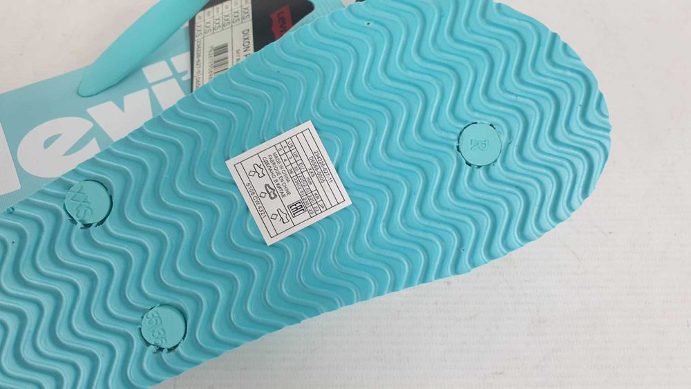 klapki levis basenowe  ROZMIAR 35