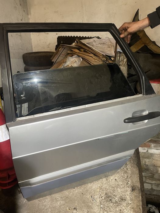 Разборка ВАЗ 2114,2115,2113 , запчасти , кузов , двери , крылья , двиг