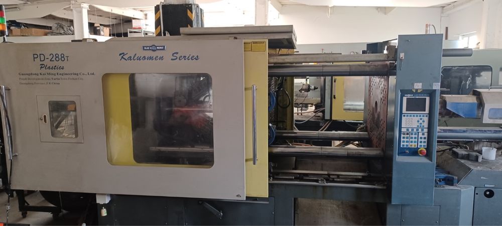 Wtryskarki park maszyn plus chiller 150Kw