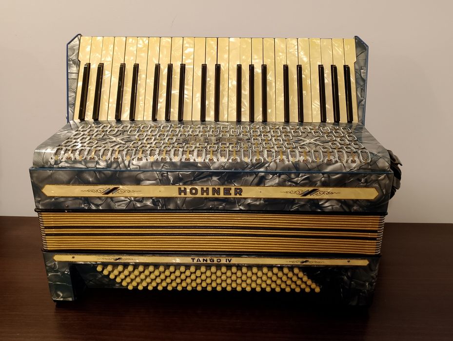 HOHNER Tango IV 120 bas
