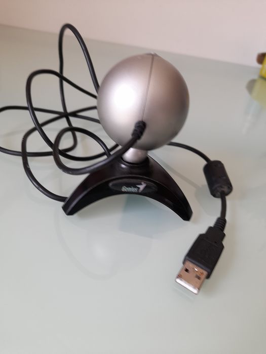 Genius Web Camera422975757301196802