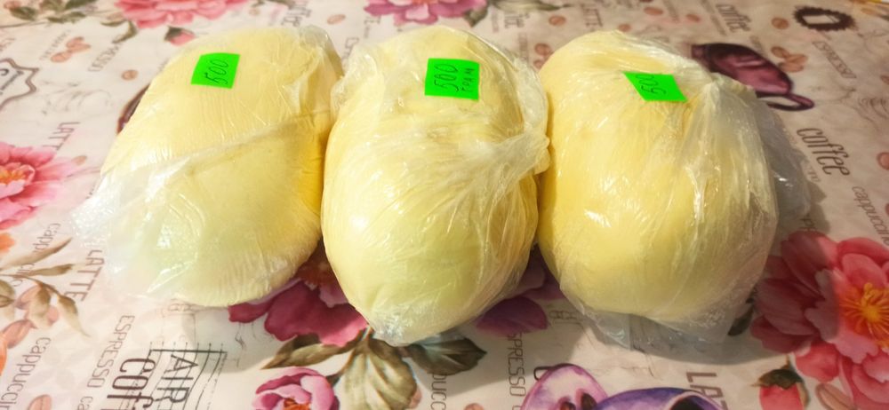 Масло вершкове домашнє  1кг. 365гр.   Бриндза полонинська  250гр. 1кг..
