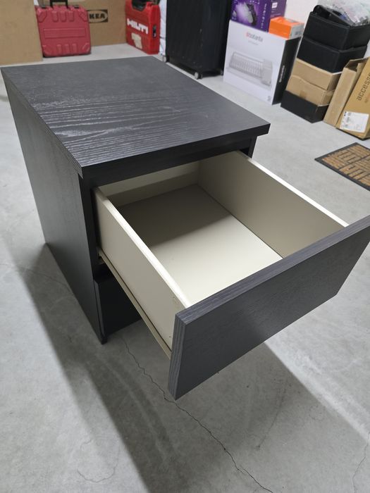 Mesa de cabeceira IKEA Malm
