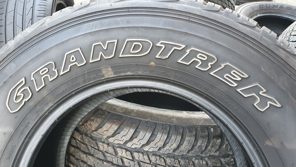 285/65 R17  4шт Dunlop (Данлоп) Авторезина, шини.