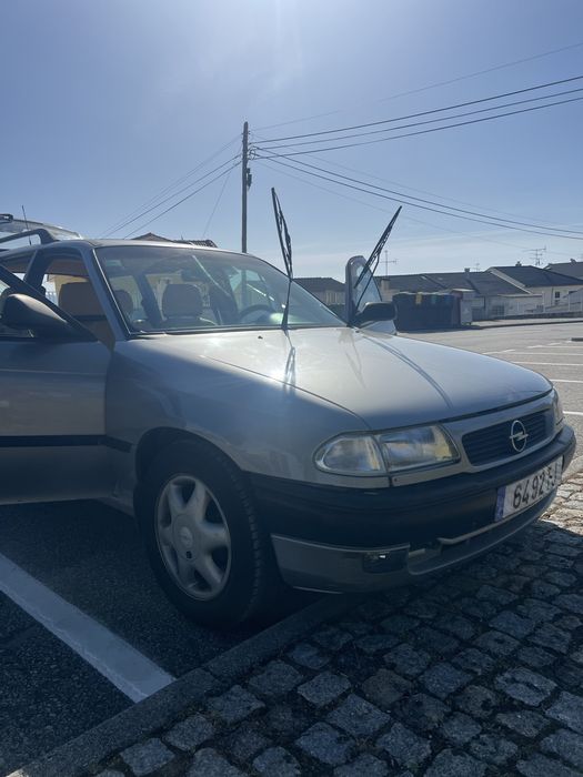 Opel Astra Caravan Gasóleo | Carro de Garagem | Inspeção até 2027