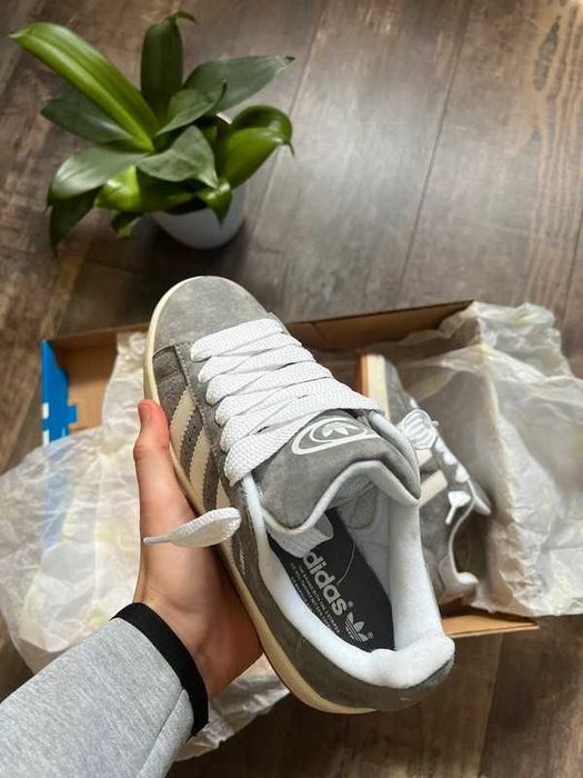 Buty sportowe adidas campus R.44