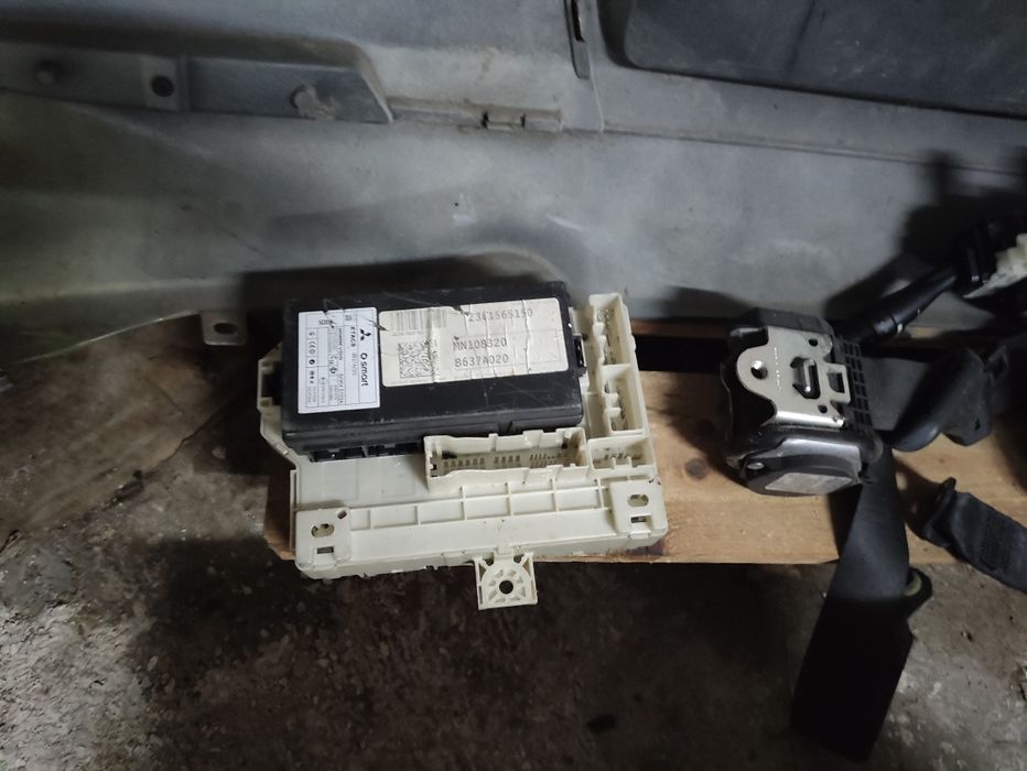 Mitsubishi Colt DID - Motor de arranque, caixa de velocidades e peças