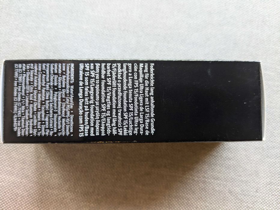 Bobbi Brown - Skin Long-Wear Weightless Foundation 30 mL SPF15 - N010