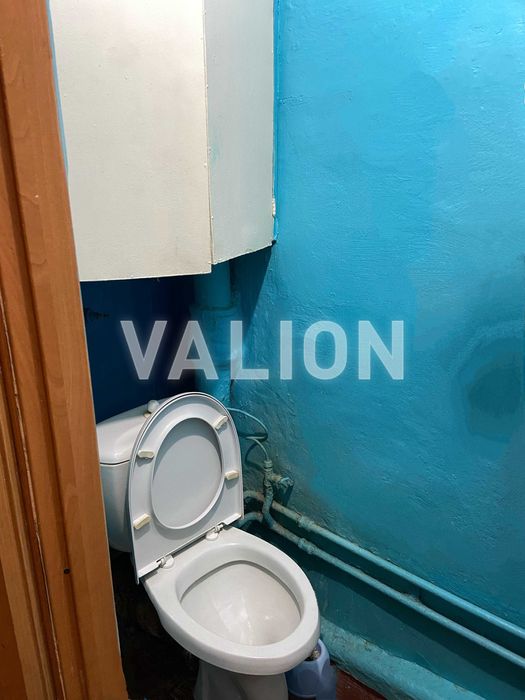 Продаж 1 кім квартири під ремонт, Лісовий проспект ,метро Лісова