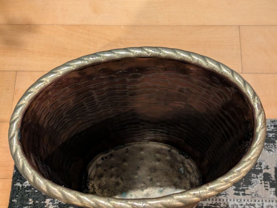 Jarrão em latão  .................