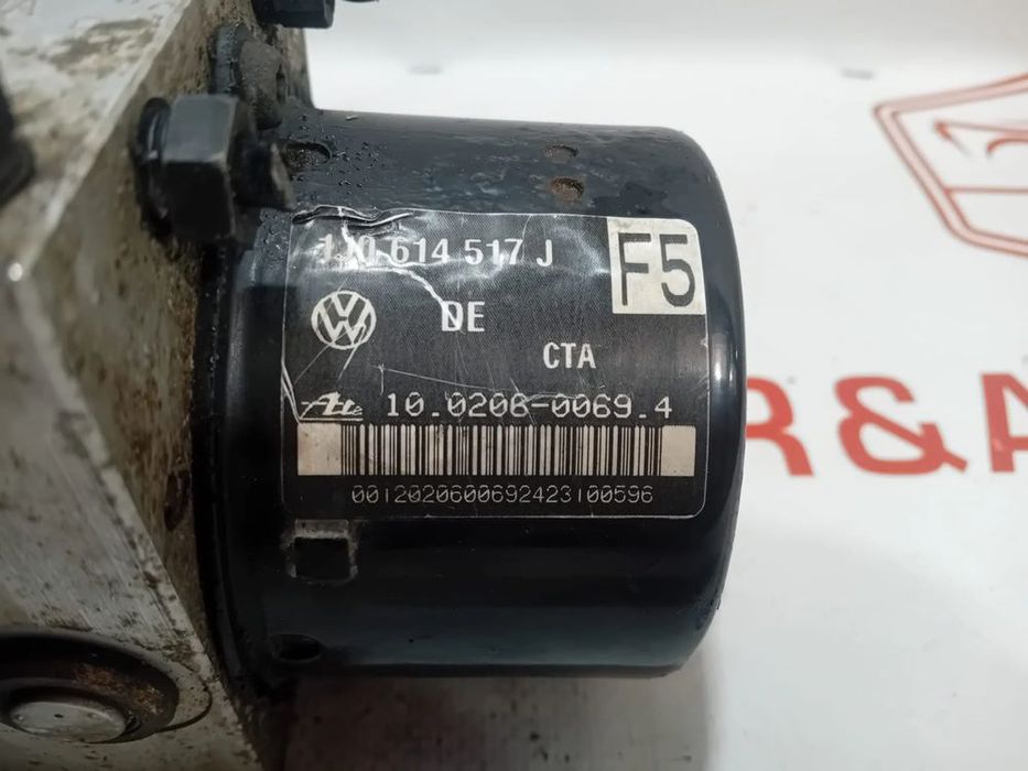 Módulo Abs VW Golf IV Bora I Nem Beetle 1J0614517J 1C0907379M