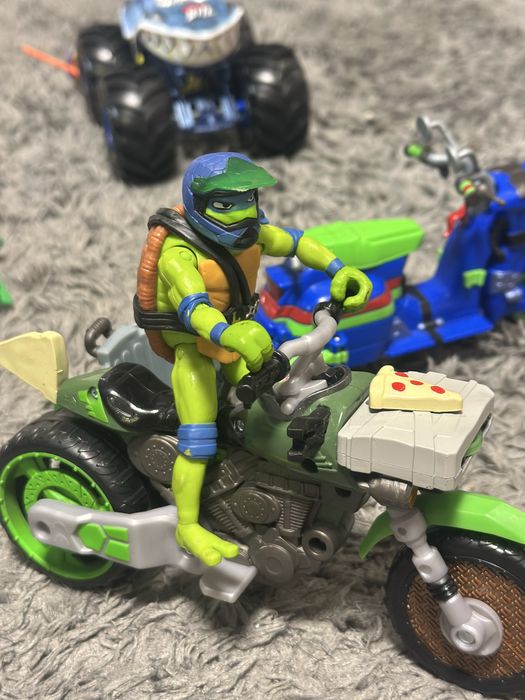 Колекційна фігурка TMNT «Черепашки-Ніндзя MOVIE II» - ЛЕОНАРДО НА