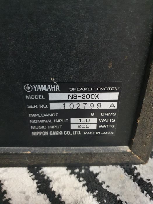 Kolumny YAMAHA NS-300X 91db
