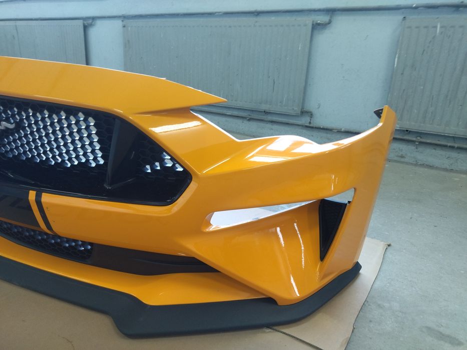 Przedni zderzak Ford Mustang 2020