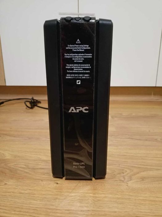 UPS APC Power-Saving Back-UPS Pro1500  1500VA 865W