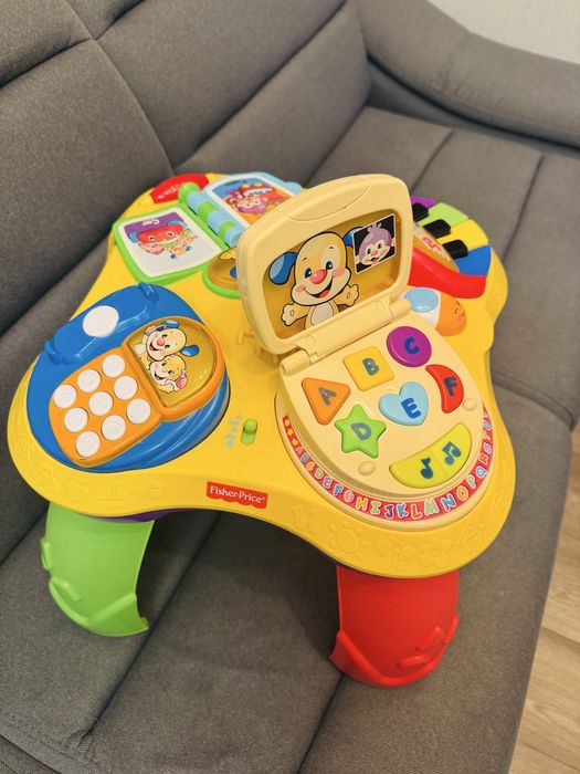 Інтерактивний столик fisher price