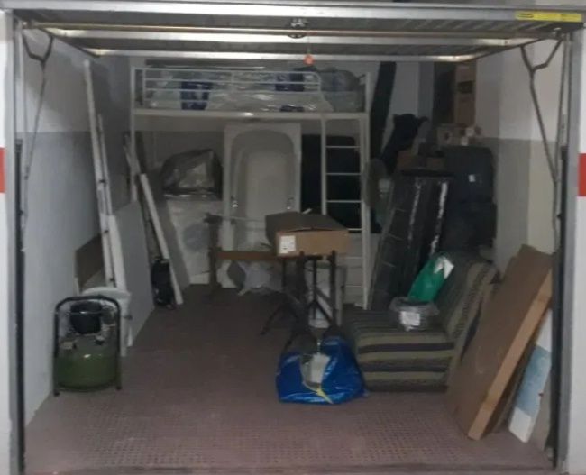 Garagem fechada maia
