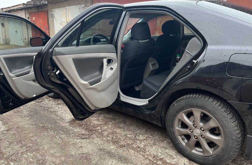 Toyota Camry XV40 2007 – Газ/Бензин, Обслужена