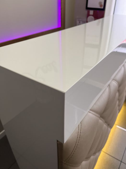 Balcão de Luxo com luzes Led