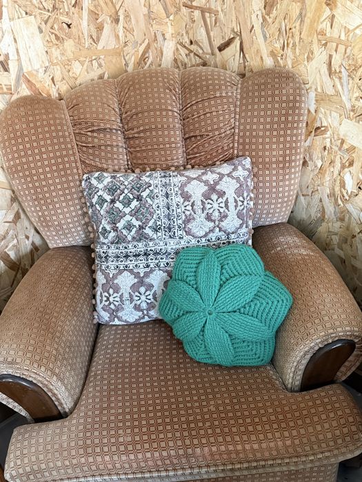 Sofá Cama com 2 poltronas