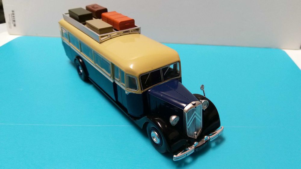 Citroen T45 Coach France: Miniatura de coleção Hachette/IXO esc 1/43