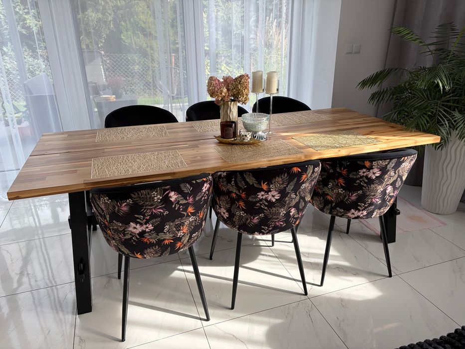Stół IKEA drewno-czarny