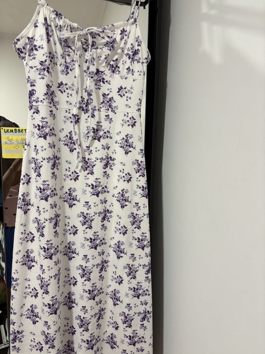 Vestido verão mulher. Novo , usado uma vez!