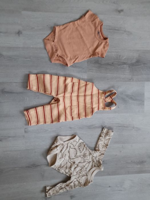 Zestaw ubrań rozmiar 62 body, spodenki, kombinezon