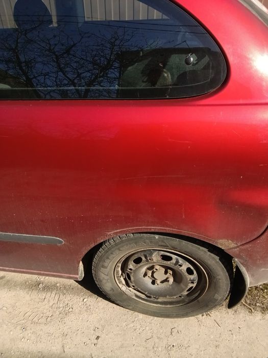 Seat ibiza 1.4 бензин 2007